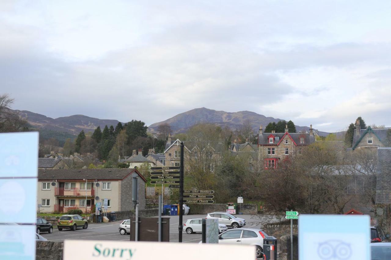 Buttonboss Lodge B&B Pitlochry Exterior photo